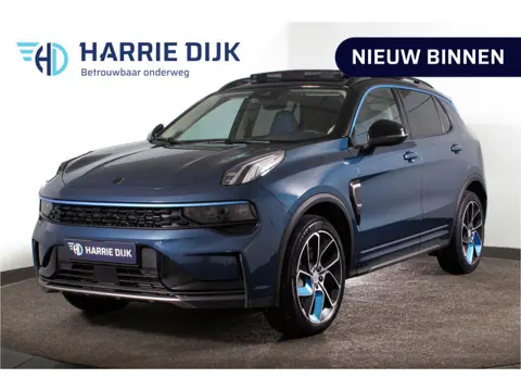 Lynk & Co 01 1.5 PHEV 261PK MY22 | Afn. Trekhaak | 360 Camera | 7 .4 kWh Boordlader | S/K-panodak | 