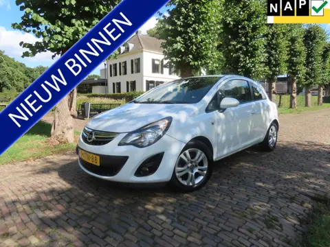 Opel Corsa 1.3 CDTi EcoFlex S/S Business+ Climate Control Trekhaak Cruise Control Bleutooth half led