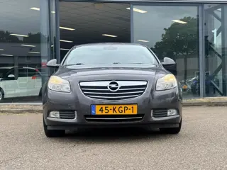 Opel Insignia 1.6 Edition|NAP|APK|
