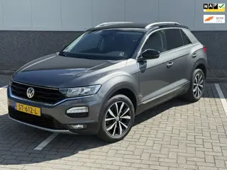 Volkswagen T-Roc 1.0 TSI Style trekhaak virtual cockpit