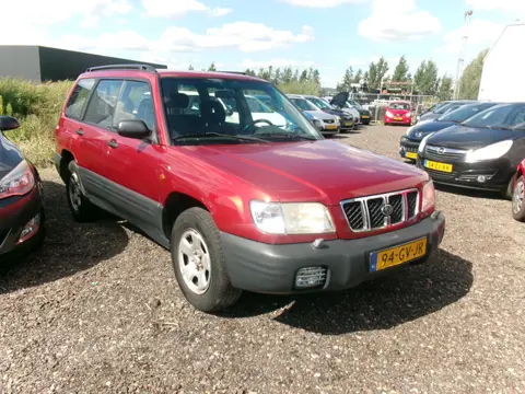 Subaru Forester 2.0 AWD orgineel 189000 km (bj 2001)