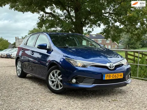 Toyota Auris 1.2T Aspiration | Camera + Clima + Cruise Nu € 8.450,-!!!