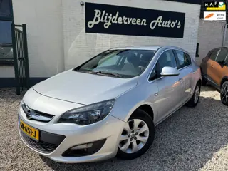 Opel Astra 1.4 Turbo Blitz Org. NL | Dealer Onderhouden | Navi | Cruise | PDC | LM