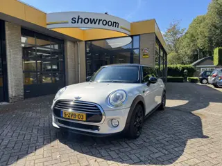 MINI 3-deurs 1.5 Cooper First Born Edition Climate Control Navi Led
