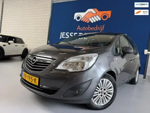 Opel Meriva 1.4 Cosmo / bj.2011 / kleur: grijs / APK 08/2027 / NAP met 171784 km./ trekhaak / sportv