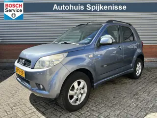 Daihatsu Terios 1.5-16v Exclusive | 4X4 | Automaat | Airco | Trekhaak | Nette auto |