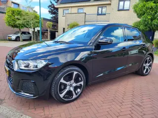 Audi A1 SPORTBACK 25 TFSI Advanced edition