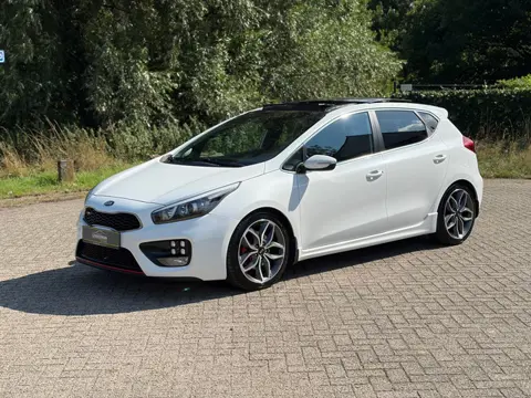 Kia Cee'd 1.6 GT I 204PK I 1E EIG I PANO I CRUISE I CAMERA I CLIMA I LEER
