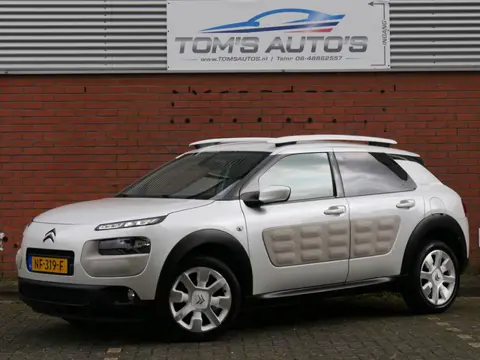 Citroen C4 Cactus 1.2 PureTech Shine. camera. navi. nieuwe distributie