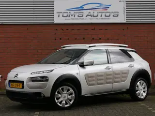 Citroen C4 Cactus 1.2 PureTech Shine. camera. navi. nieuwe distributie