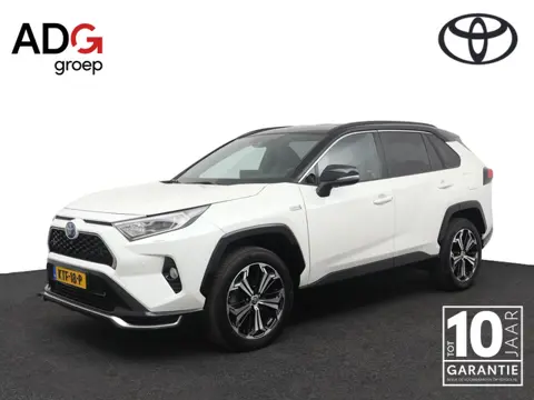 Toyota RAV4 2.5 Plug-in Hybrid AWD Bi-Tone Plus | Stoel en stuurverwarming | 1500KG Trekgewicht | Pa