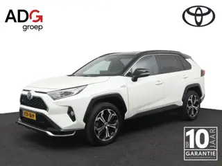 Toyota RAV4 2.5 Plug-in Hybrid AWD Bi-Tone Plus | Stoel en stuurverwarming | 1500KG Trekgewicht | Pa
