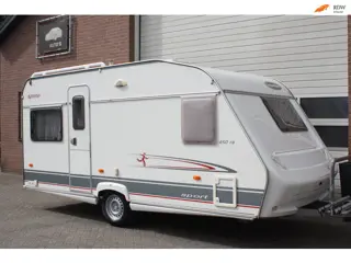 Beyerland 466B 4 Persoons, Garantie, Rond Zit, Luifel, Frans Bed, Vast Toilet, Groot Dakluik, Kachel