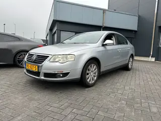 VOLKSWAGEN PASSAT 1.4 TSi Comfortline Clima Trekhaak 