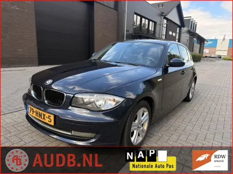 BMW 1-serie 116i Business Line| VOL LEDER| AUTO RIJDT PERFECT|AIRCO KOUD|