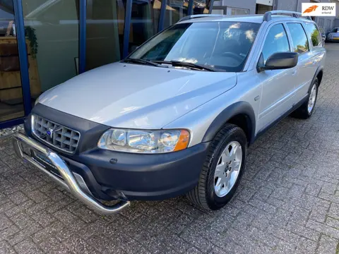 Volvo XC70 2.5 T Kinetic 4WD Automaat
