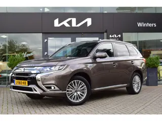 Mitsubishi Outlander 2.4 PHEV Instyle Schuifdak | Trekhaak | 360° Camera | Stoel- & Stuurverw | Dode