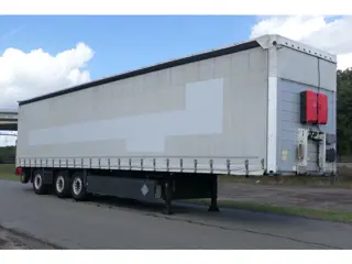 Schmitz Cargobull SCB*S3T + PALFINGER F3-203 PX | 895 Hours | 2015 | Tautliner | 2013 | RoofSafetyAi