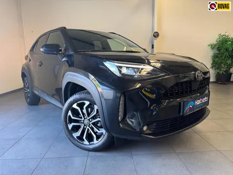 Toyota Yaris Cross 1.5 Hybrid 130 NwModel Dynamic/safety-winterpakket/Mystic Zwart