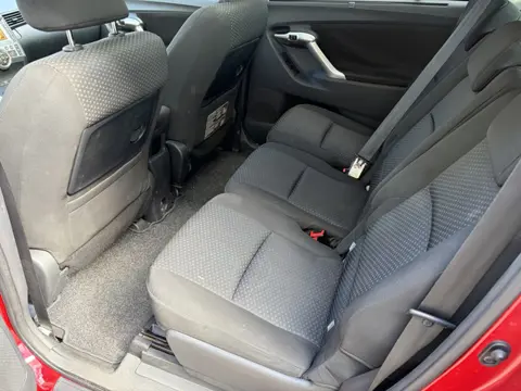Toyota Verso 1.8 VVT-i Dynamic Business / PANORAMADAK / NAVI / CAMERA / AIRCO / CRUISE