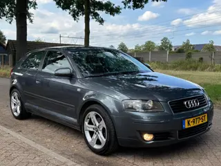 Audi A3 2.0 FSI Attraction 2004 APK LEDER