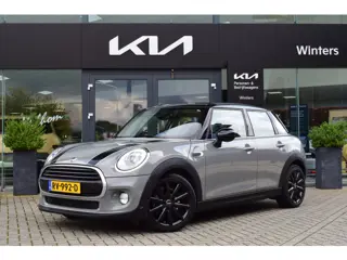 MINI 5-deurs 1.5 Cooper Chili Serious Business | Stoelverwarming | Schuif-/ Kanteldak | Camera | Nav