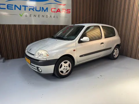 Renault Clio 1.4 RN. Inruil koopje met APK. Storingsvrij