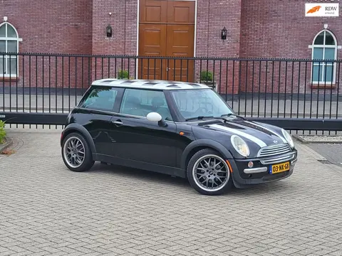 Mini 3-Deurs 1.6 Cooper Pepper / Airco / Nieuwe Apk / Stoelverwarming