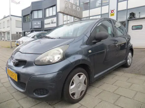 Toyota Aygo 1.0-12V Now nw apk ! 5 drs ,airco ,elec pakket