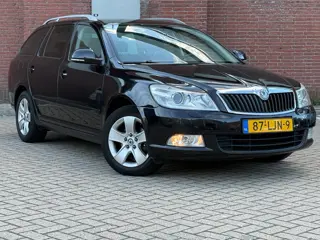 Skoda Octavia Combi 1.2 TSI Elegance | AIRCO | NAVI | PDC |