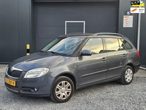 Skoda Fabia Combi 1.4-16V Ambiente Trekhaak boekjes