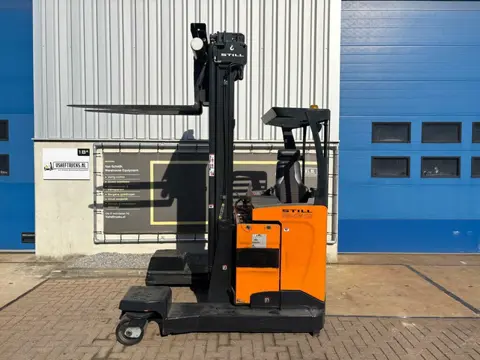 VS-23045 Vierweg reachtruck Still FM4W25 zijlader
