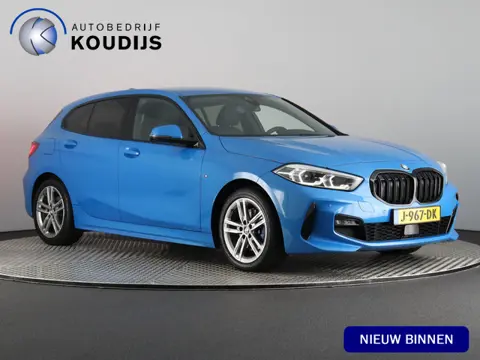 BMW 1-serie 118i High Executive M-Sport (NL-Auto / Virtual Display / Cruise / Carplay / Sfeerverlich