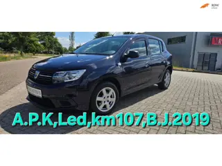 Dacia Sandero 2jaar A.P.K,LED dagrijverlichting, electrische ramen