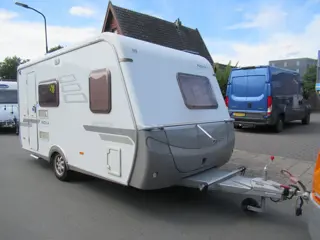 Hymer Eriba 435 2006 met voortent
