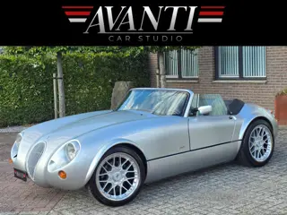 WIESMANN MF 35 Wiesmann Roadster MF 35 NR 4 VAN SLECHTS 7 GEBOUWD IN 1993 EN 1994 MOTOR GEREVISEERD 