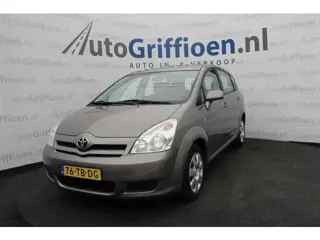 Toyota Corolla Verso 1.6 VVT-i Terra nette MPV met trekhaak met nieuwe APK bij aflevering