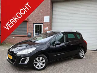 Peugeot 308 SW 1.6 VTi X-Line NAP 3e eigenaar APK Pano Cruise Airco Trekhaak PDC Navi LET OP!! schad
