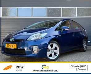 TOYOTA PRIUS 1.8 DYNAMIC / HUD / Camera / Navi /