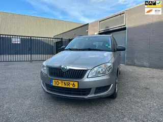 Skoda Fabia Combi 1.2-12V Fresh Airco Elek. Pakket Dealer Onderhouden.