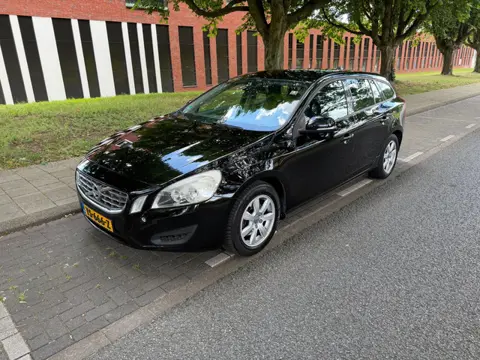 Volvo V60 1.6 D2 Kinetic automaat export prijs