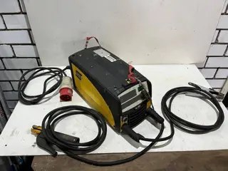 Gebruikte lasapparaat ESAB Arc 251i