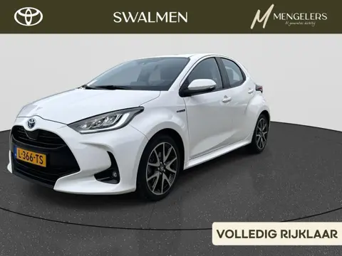 Toyota Yaris 1.5 Hybrid Dynamic | Rijklaar | 17 inch + All Season Banden | Stoelverwarming