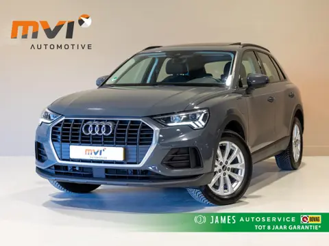 Audi Q3 45 TFSI e Business Edition / 245pk / Panorama dak / Keyless / Dodehoek herkenning / Adaptiev
