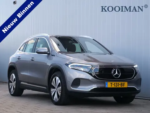 Mercedes-Benz EQA 250 Business Line 67 kWh 190 Pk Automaat Navi / DAB / Camera / Trekhaak