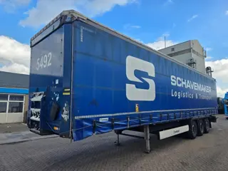 Krone SAF - Disc 3-assige zeilen oplegger - SAF assen - Schijfremmen - Luchtvering - Gereedschapskis