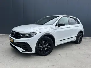 Volkswagen Tiguan 1.4 TSI eHybrid R-Line PHEV TREKHAAK VIRTUAL COCKPIT ADAPT CRUISE CAMERA PARK ASSI