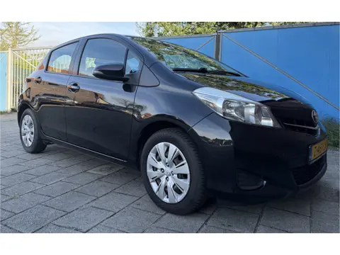 Toyota Yaris 1.0 VVT-i Aspiration Centrale deurvergrendeling op afstand