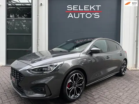 Ford Focus 1.5 EcoBoost ST-Line X 182 Pk Pano/Led/Climate/Cruise/Stoelverwarming/B&O/Navigatie/Car P