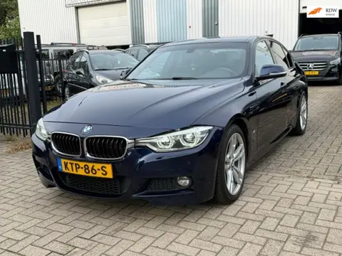 BMW 3-serie 330e Executive M Sport Leer Navi Clima Cruise